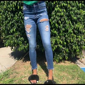 hollister ripped high waisted skinny jeans
